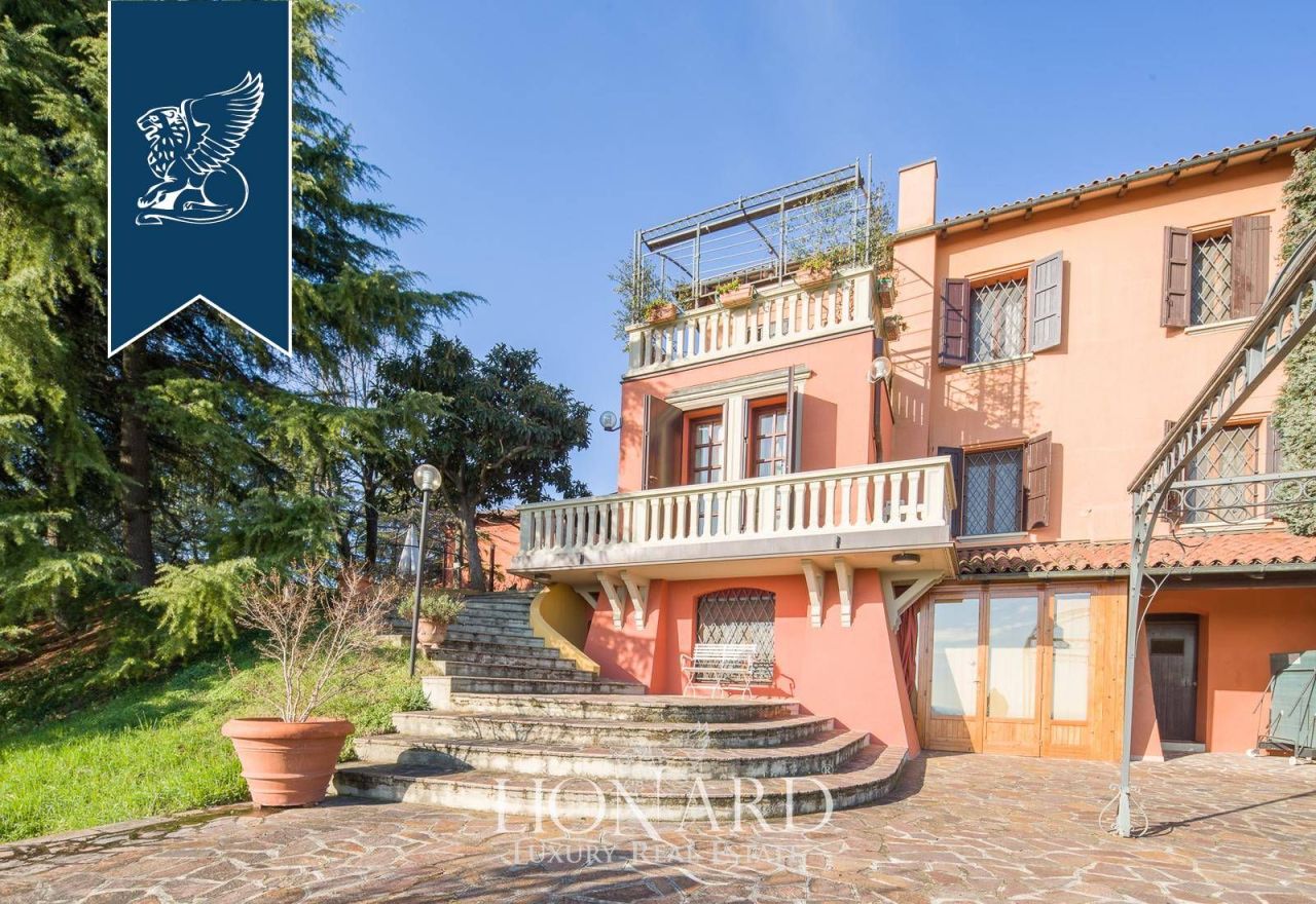 Villa en Bolonia, Italia, 800 m² - imagen 7