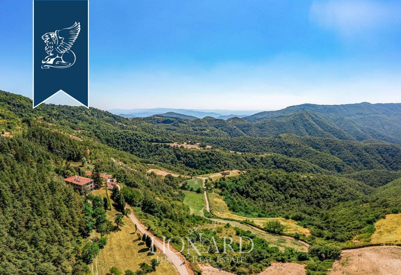 Farm in Florence, Italy, 4 000 m² - picture 7