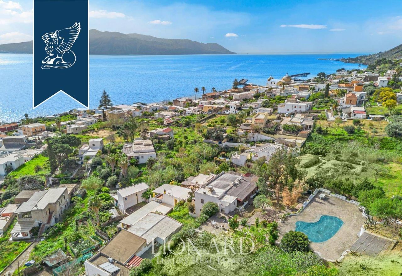 Villa a Messina, Italia, 300 m² - foto 7