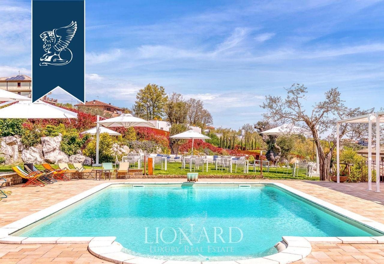 Granja en Avellino, Italia, 600 m² - imagen 7