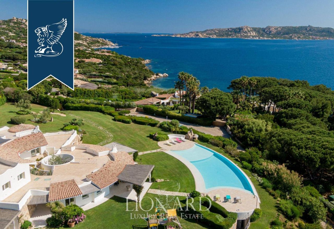 Villa en Palau, Italia, 435 m² - imagen 7