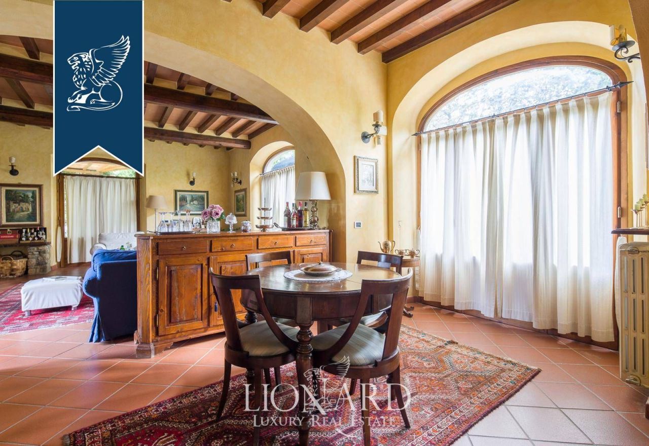 Villa in Florence, Italy, 600 m² - picture 7