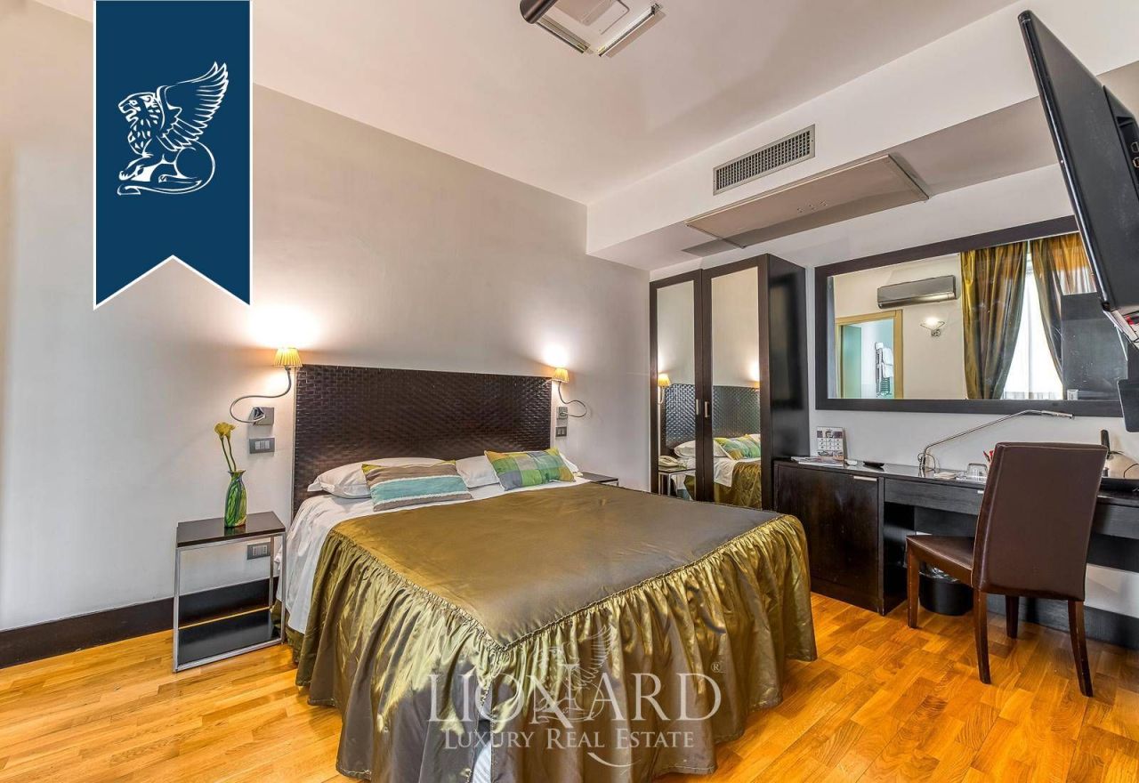 Hotel, albergo a Napoli, Italia, 600 m² - foto 7