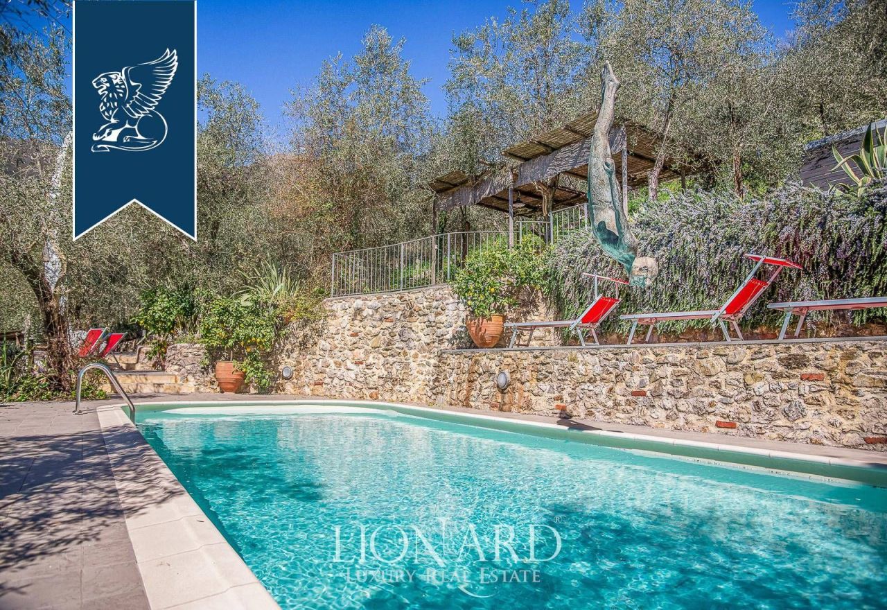 Villa in Camaiore, Italy, 360 m² - picture 7