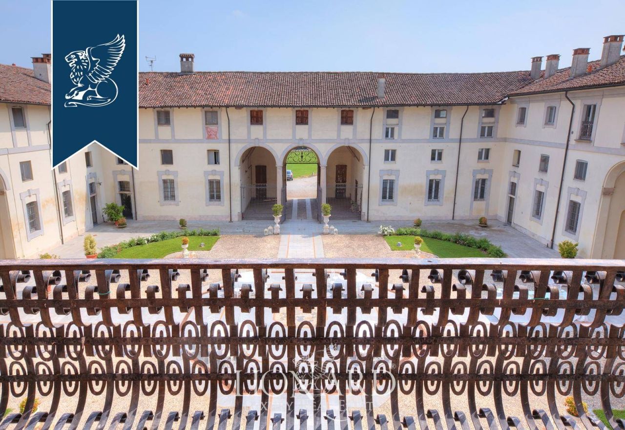 Haus in Lodi, Italien, 6 700 m² - Foto 7