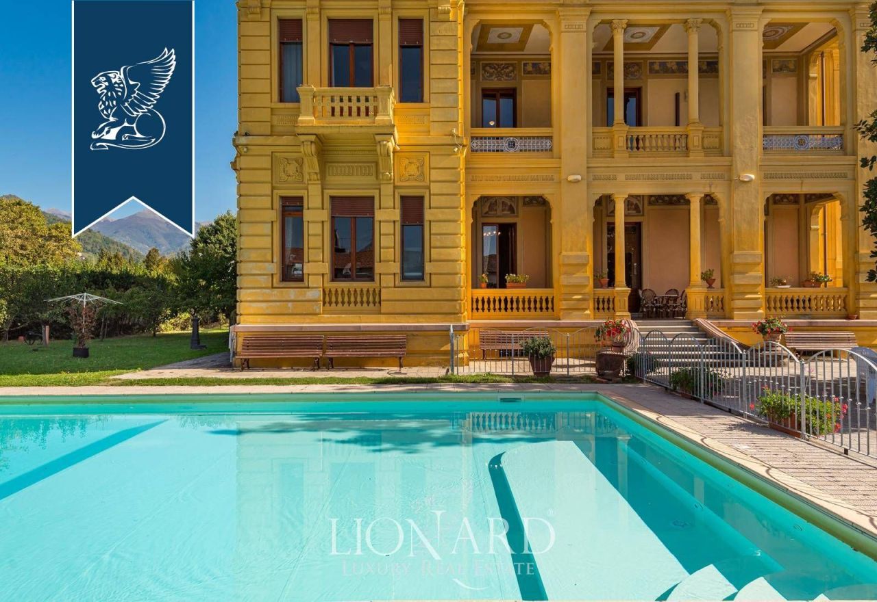 Hotel in Barga, Italy, 1 100 m² - picture 7