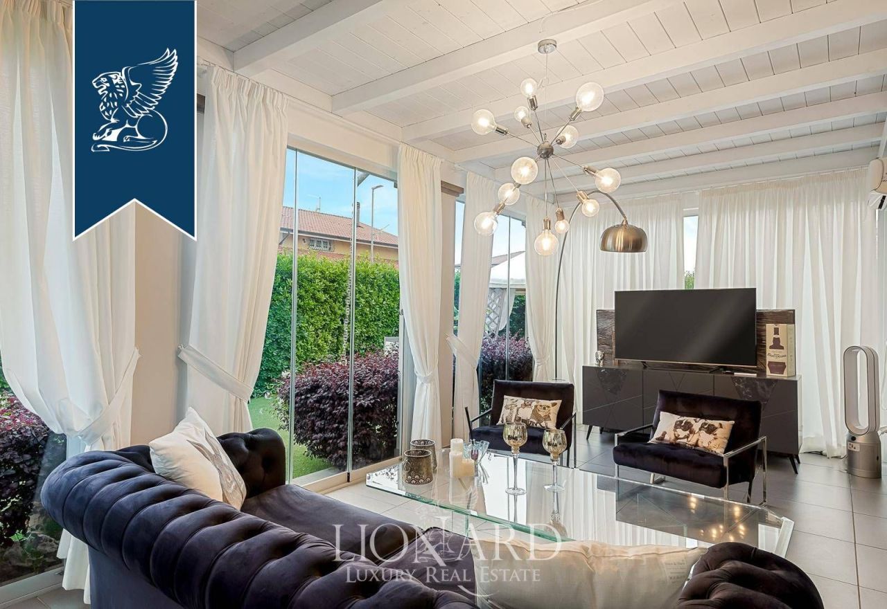 Villa à Lucques, Italie, 282 m² - image 7