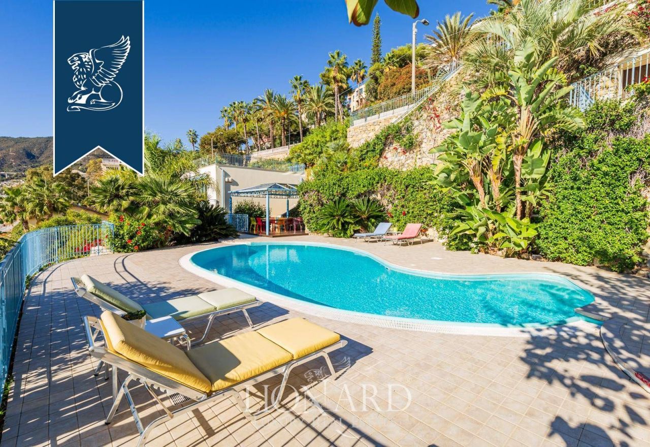 Villa in Ospedaletti, Italy, 450 m² - picture 7