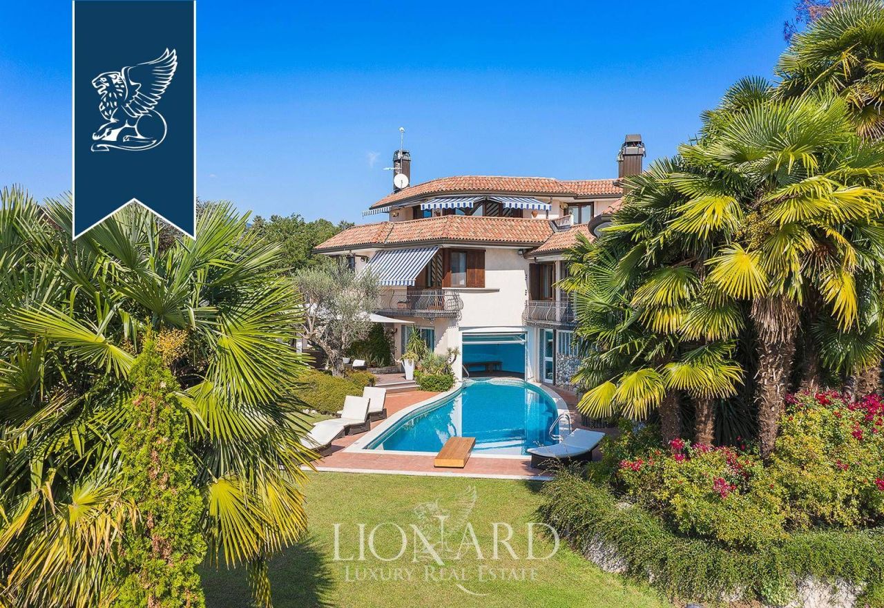 Villa a Besozzo, Italia, 510 m² - foto 7