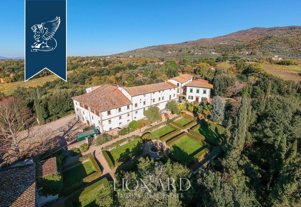 Granja en Arezzo, Italia, 25 000 m² - imagen 7