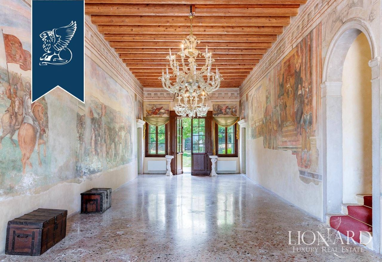 Villa à Venise, Italie, 1 600 m² - image 7