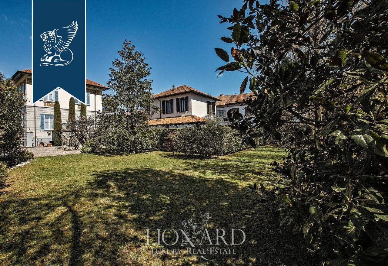 Villa à Milan, Italie, 300 m² - image 7