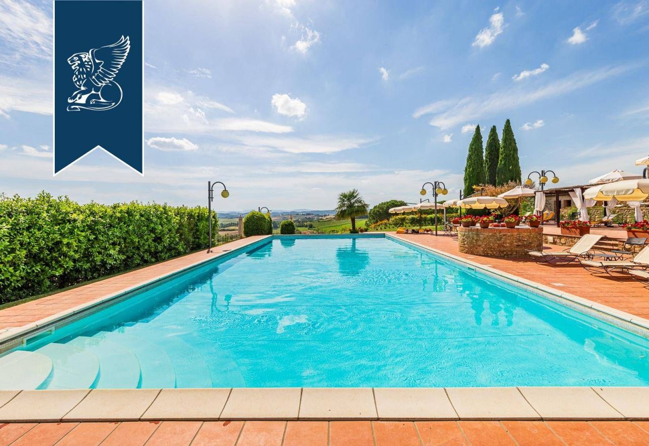 Haus in Siena, Italien, 4 300 m² - Foto 7