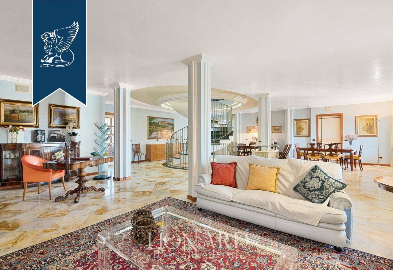 Villa à Lucques, Italie, 1 680 m² - image 7