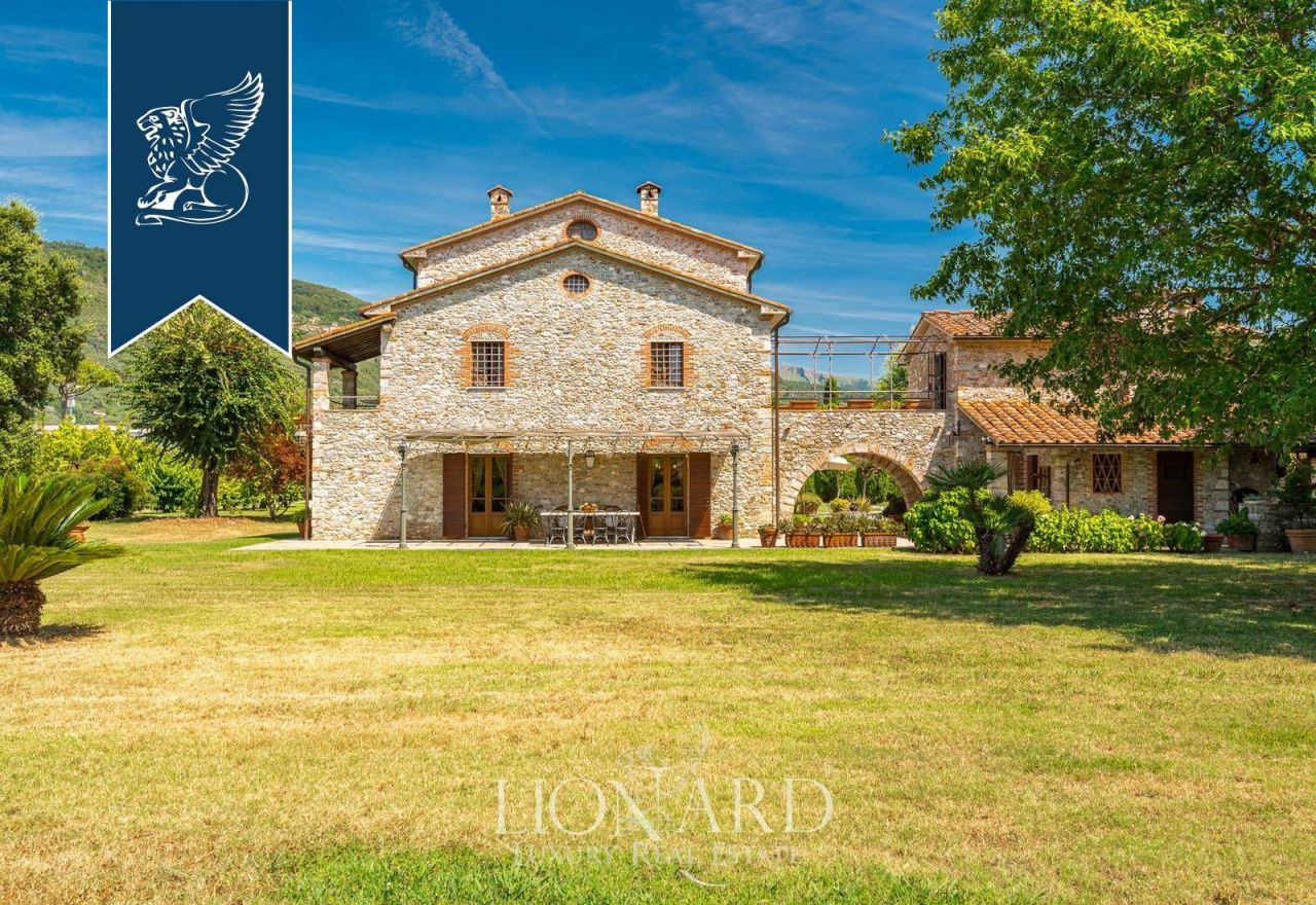 Villa in Pietrasanta, Italy, 400 m² - picture 6