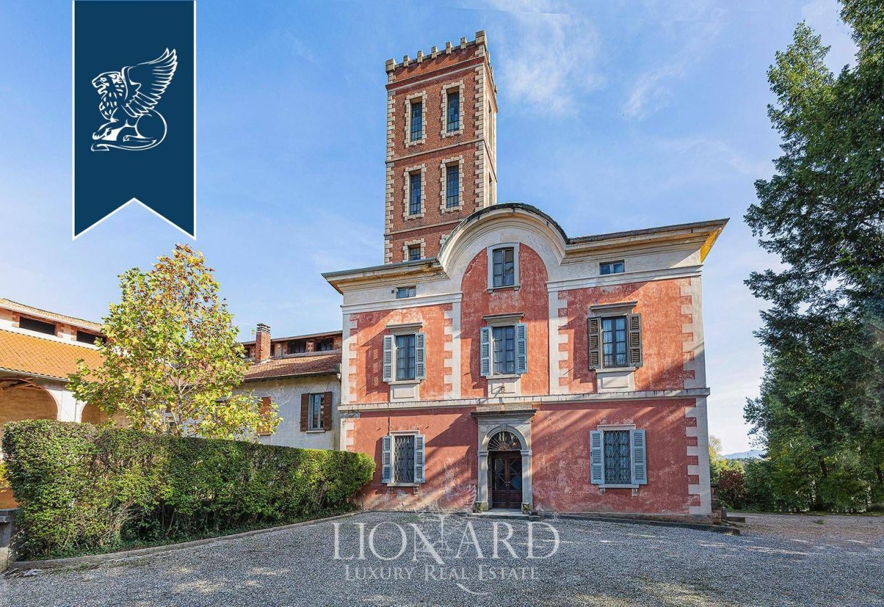 Castle in Varese, Italy, 4 200 m² - picture 7