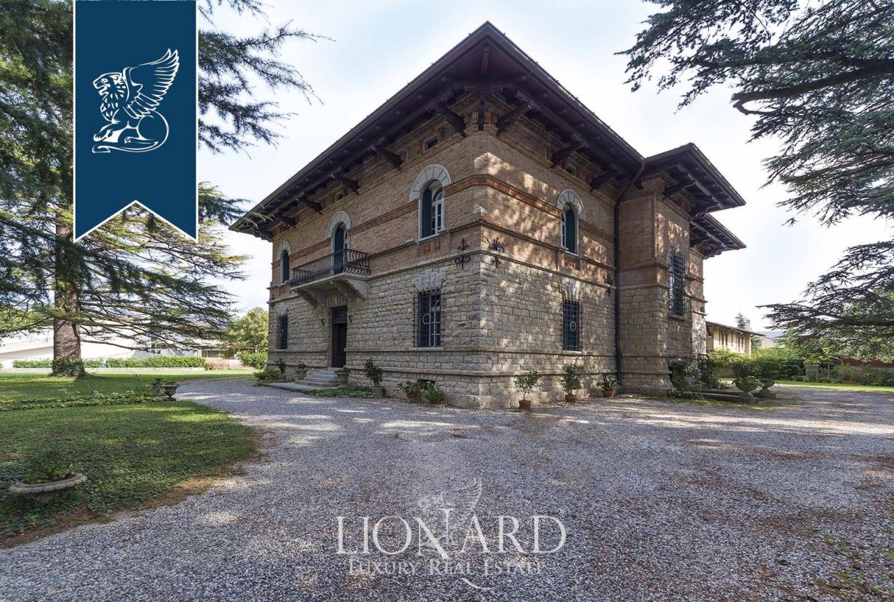 Villa à Udine, Italie, 1 150 m² - image 6