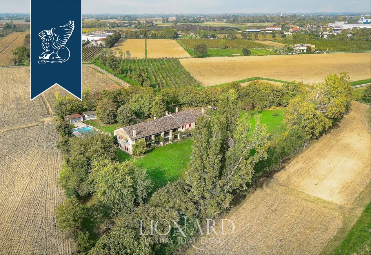 Farm in Treviso, Italy, 900 m² - picture 6
