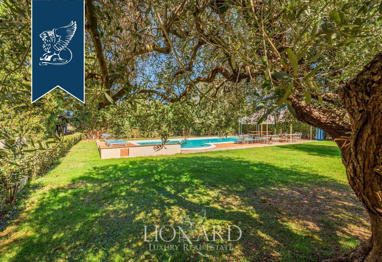 Farm in Orbetello, Italy, 898 m² - picture 6