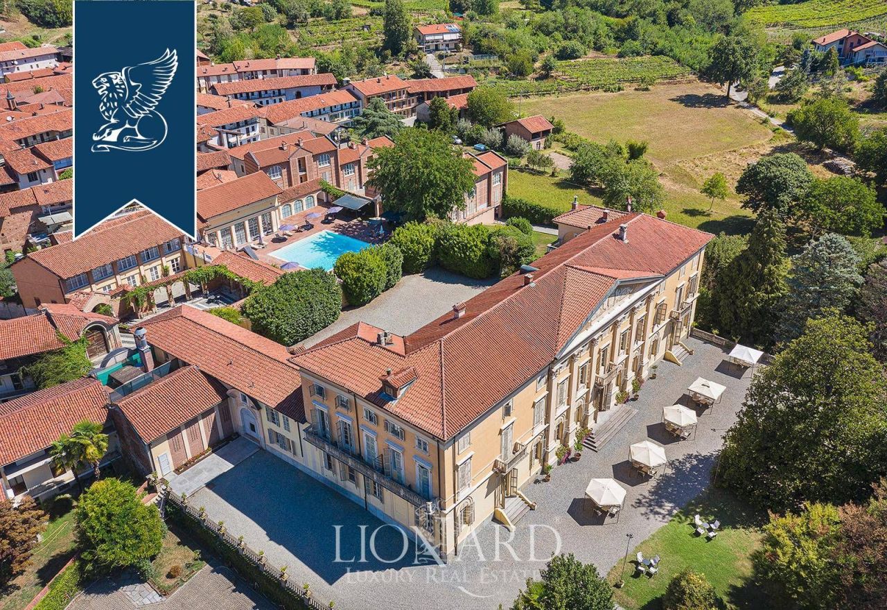 Hotel en Turín, Italia, 3 500 m² - imagen 6