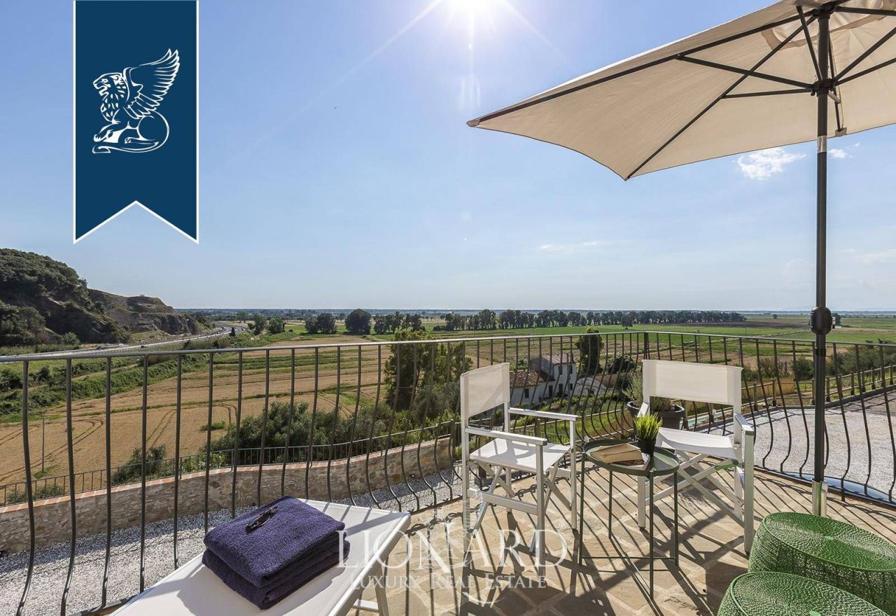 Farm in Pisa, Italy, 632 m² - picture 6