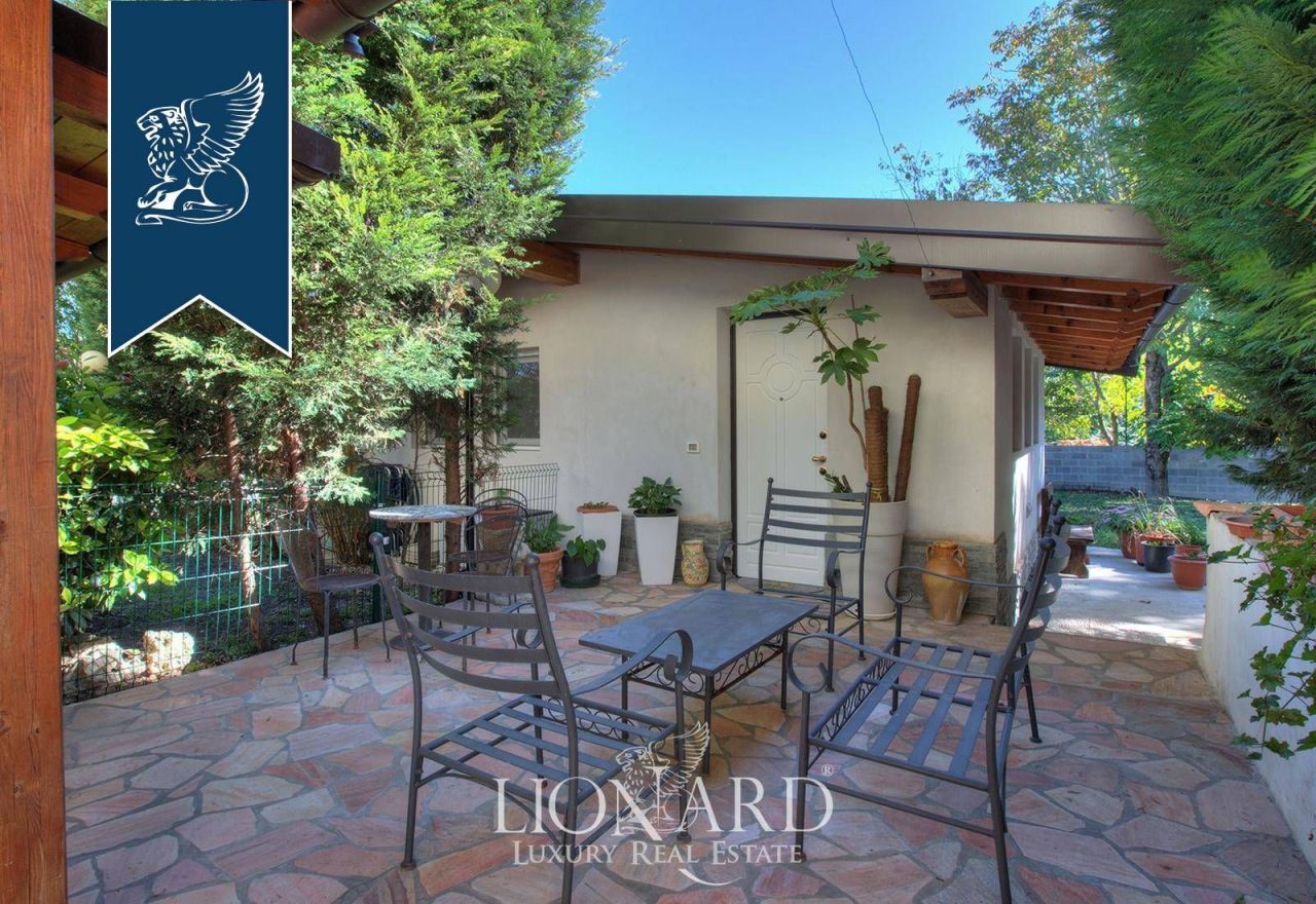 Granja en Pavía, Italia, 580 m² - imagen 6