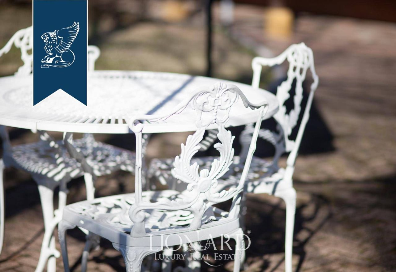 Villa en Bolonia, Italia, 800 m² - imagen 8