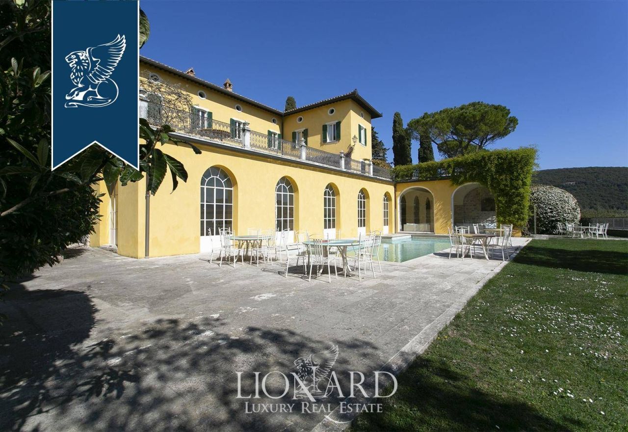 Villa a Perugia, Italia, 2 100 m² - foto 8