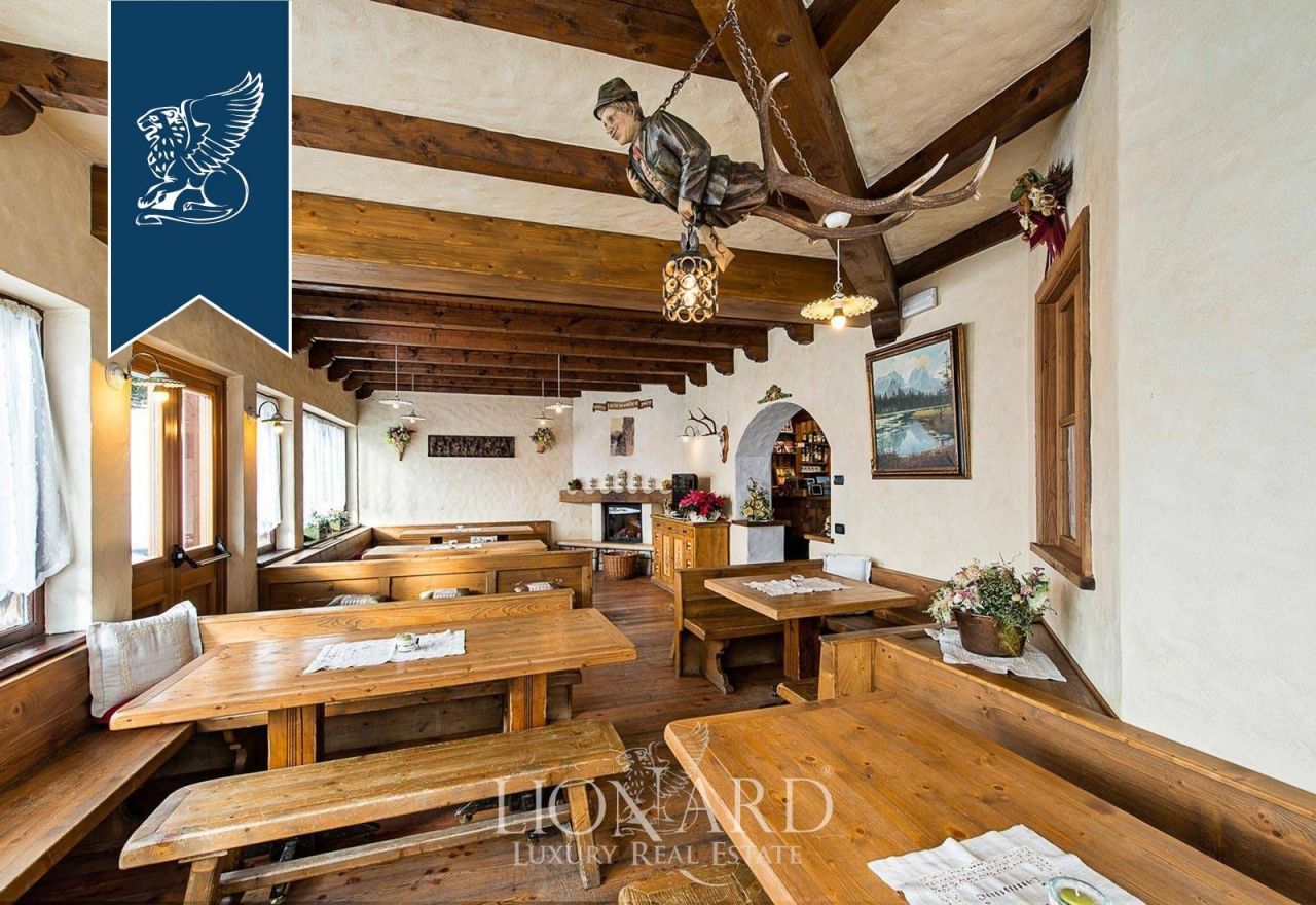 Hotel in Belluno, Italien, 1 200 m² - Foto 8