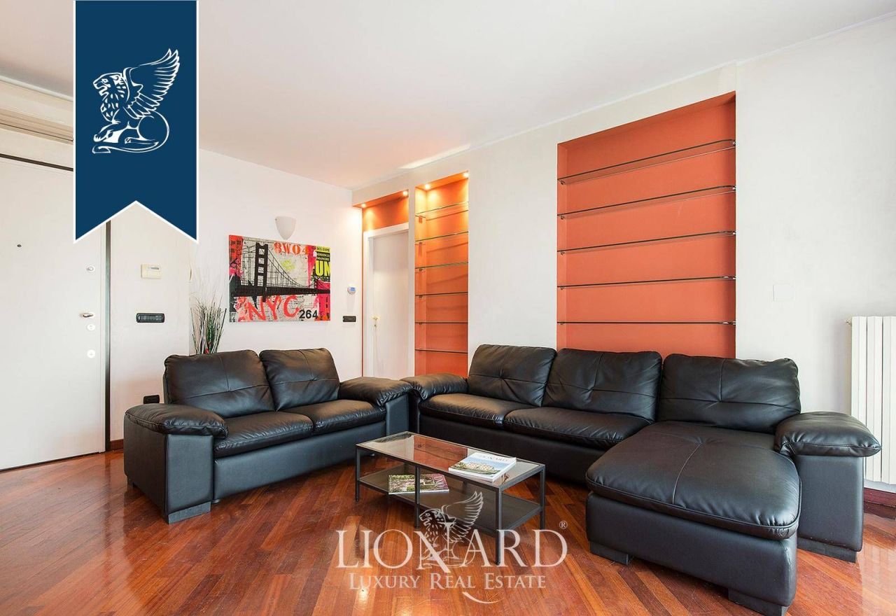 Apartment in Milan, Italy, 310 m² - picture 8