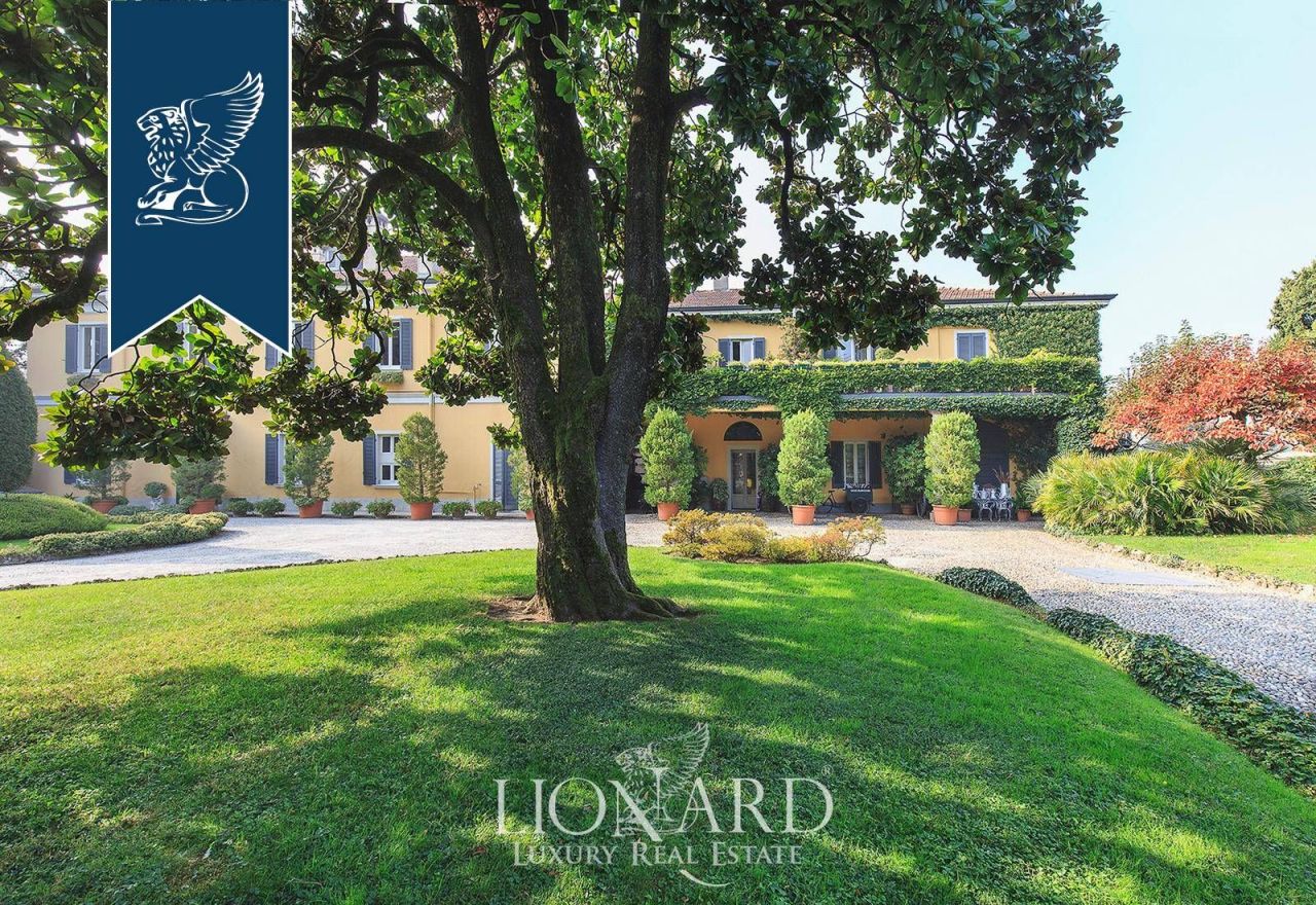 Villa en Lecco, Italia, 1 000 m² - imagen 8