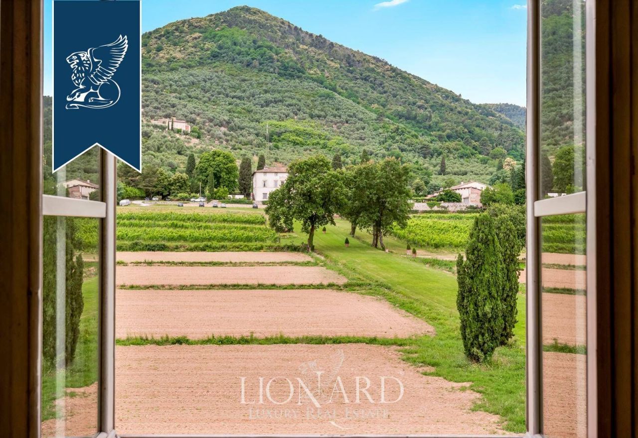 Hotel en Lucca, Italia, 480 m² - imagen 8