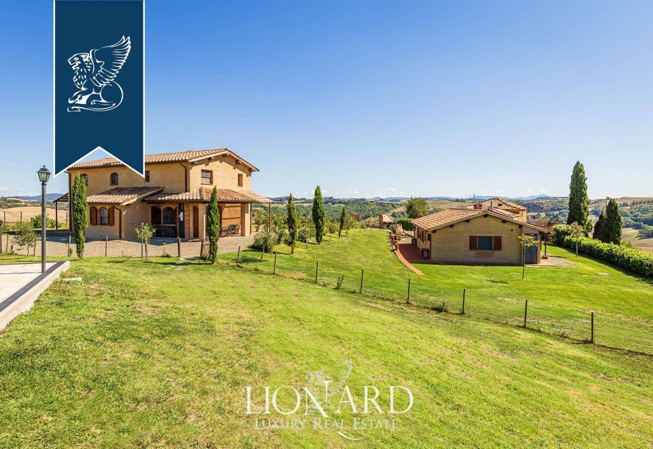 Farm in Montalcino, Italy, 1 800 m² - picture 8