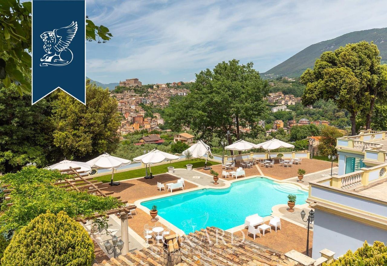 Villa a Roma, Italia, 2 000 m² - foto 8