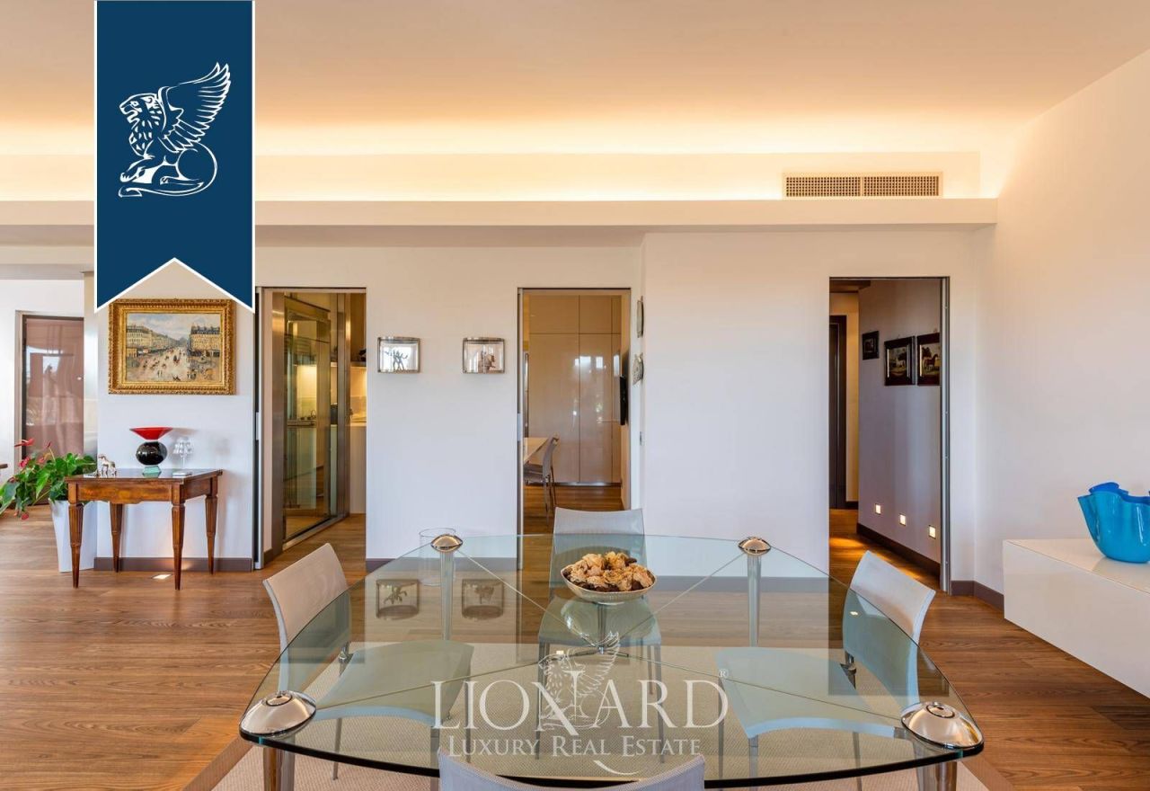 Appartamenti a Monza, Italia, 380 m² - foto 8