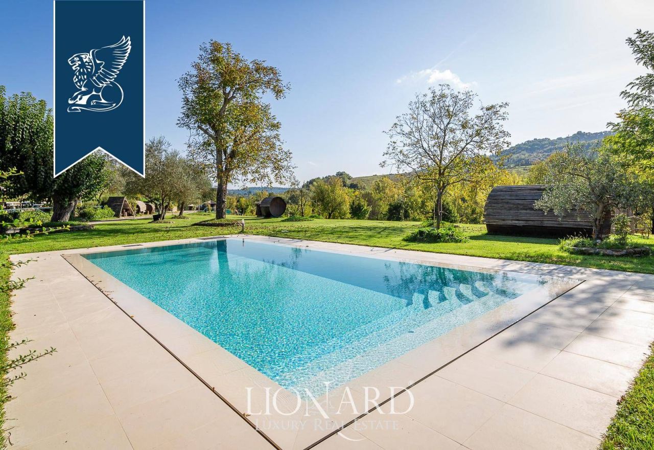 Farm in Florence, Italy, 505 m² - picture 8