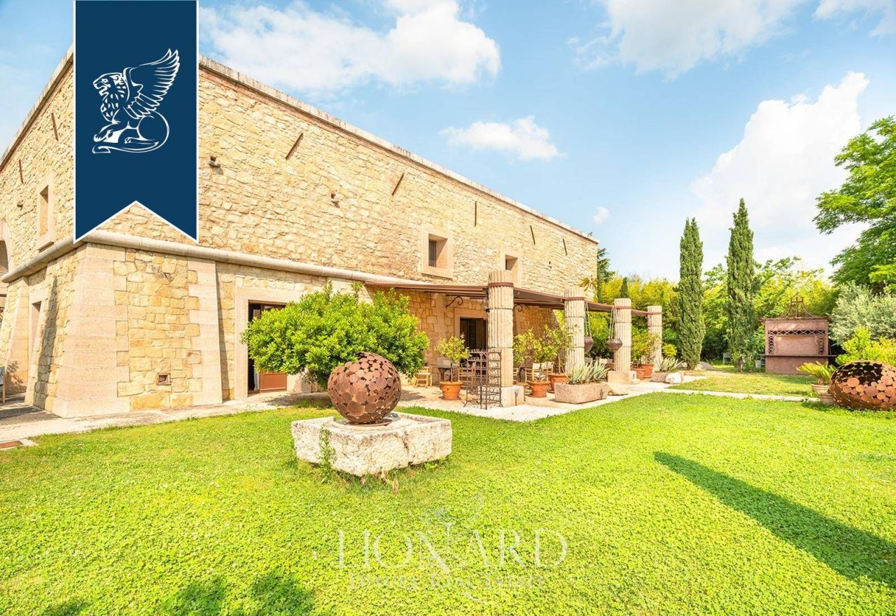 Villa in Verona, Italien, 1 300 m² - Foto 8