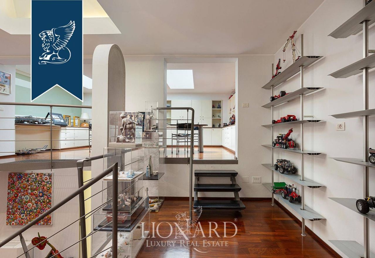 Maison à Milan, Italie, 357 m² - image 8