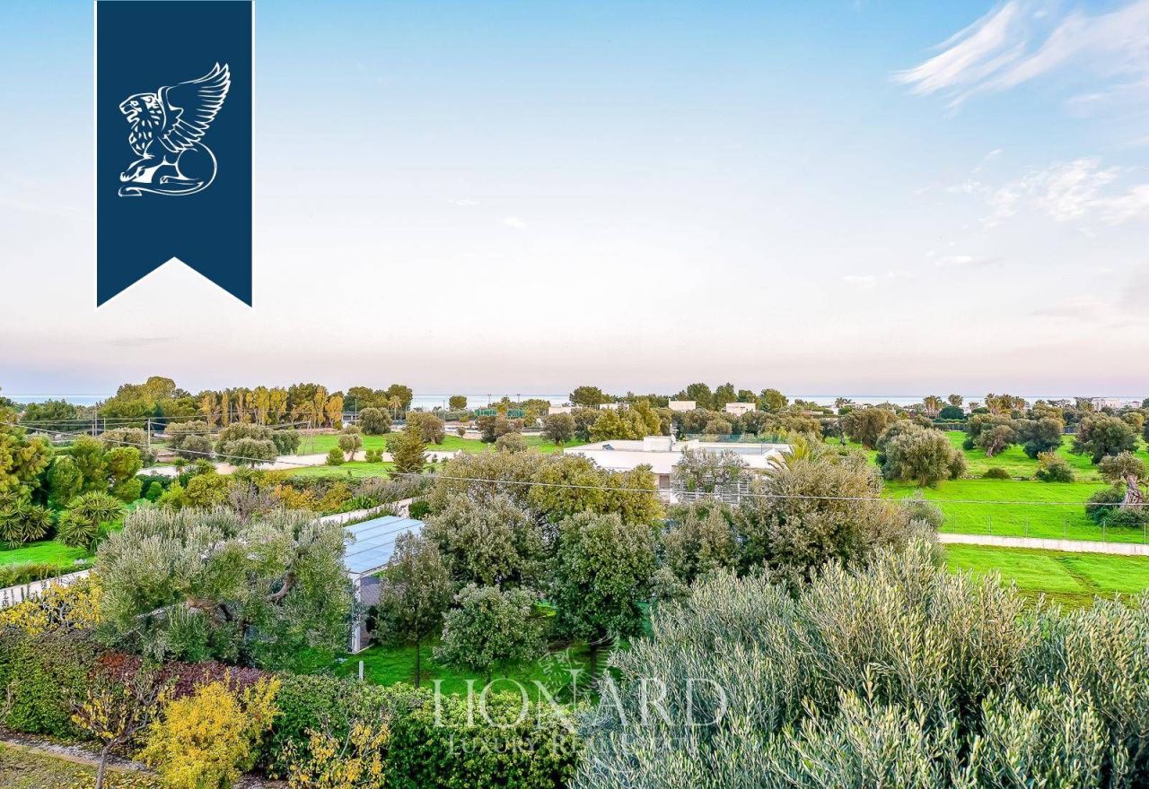 Villa à Monopoli, Italie, 500 m² - image 8