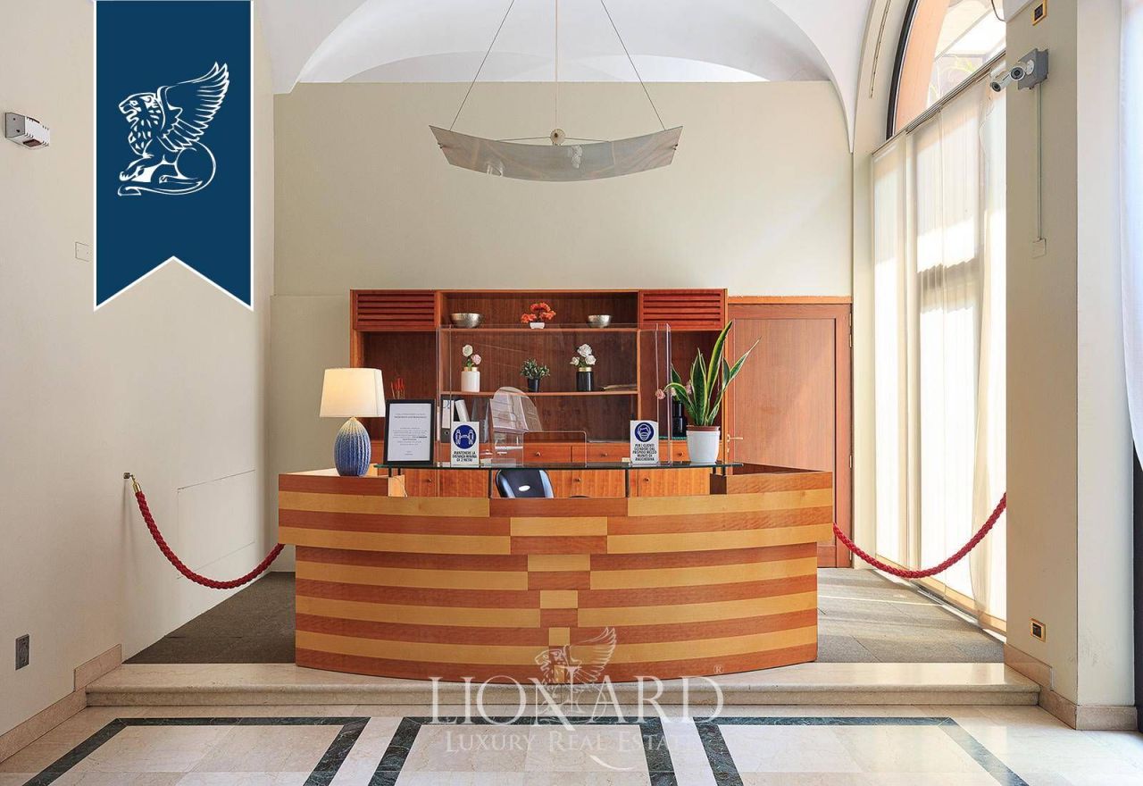 House in Brescia, Italy, 3 230 m² - picture 8