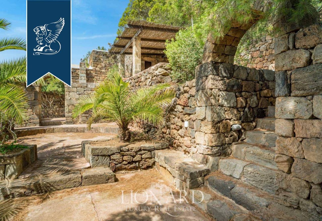 Villa en Pantelleria, Italia, 500 m² - imagen 8