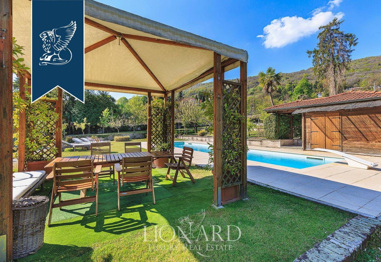 Villa in Baveno, Italy, 1 300 m² - picture 8