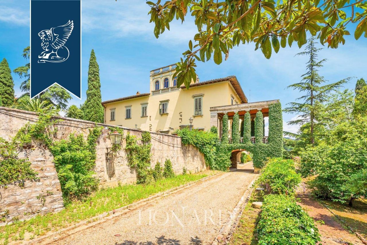 Villa a Firenze, Italia, 1 500 m² - foto 8