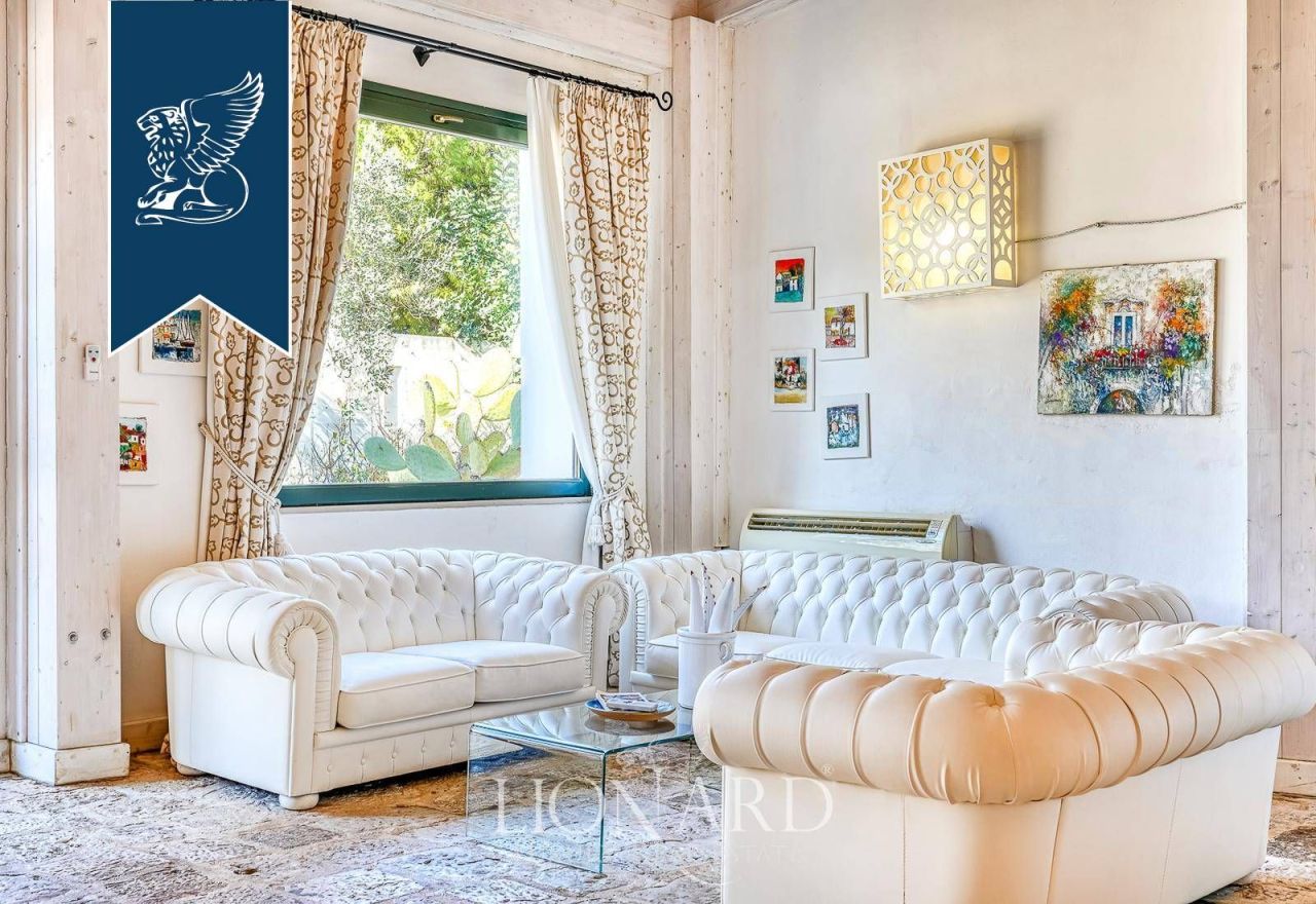 Villa in Monopoli, Italy, 4 900 m² - picture 7