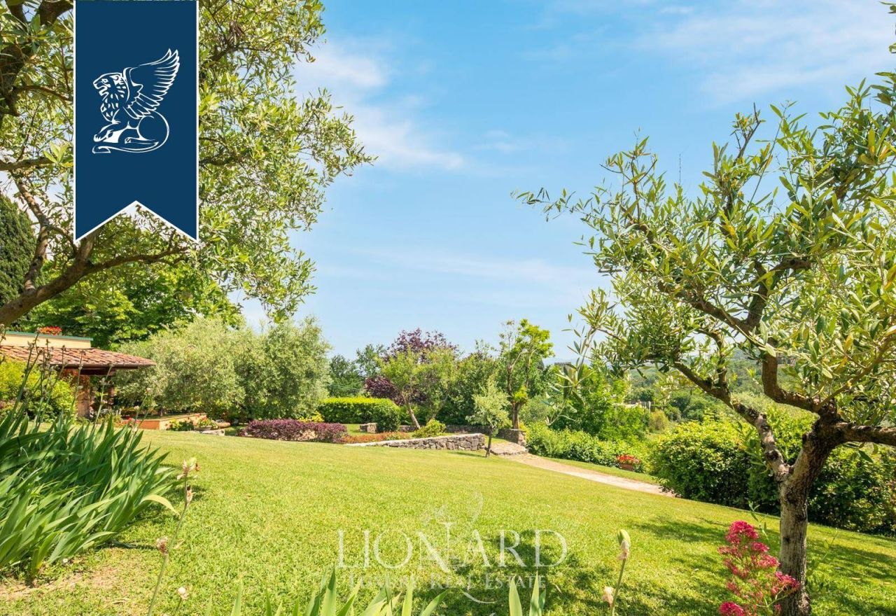 Villa a Prato, Italia, 1 000 m² - foto 7