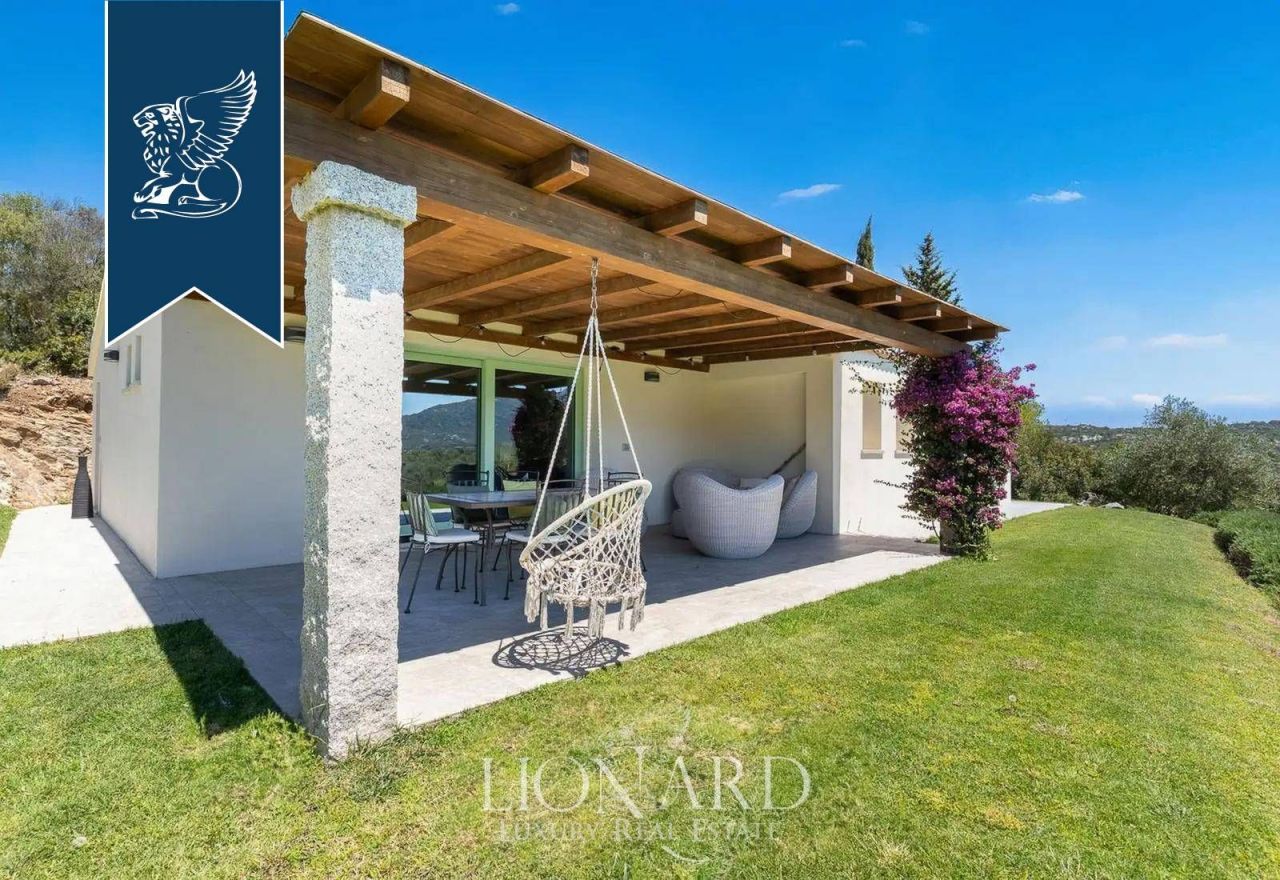 Villa in Olbia, Italy, 200 m² - picture 7