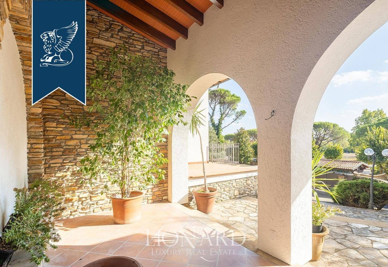 Villa en Pistoia, Italia, 900 m² - imagen 7