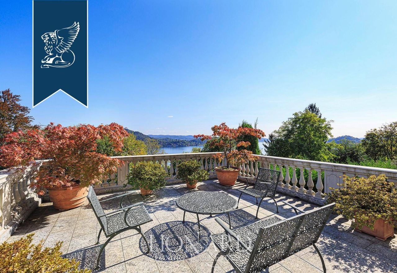 Villa in Arona, Italien, 1 000 m² - Foto 7