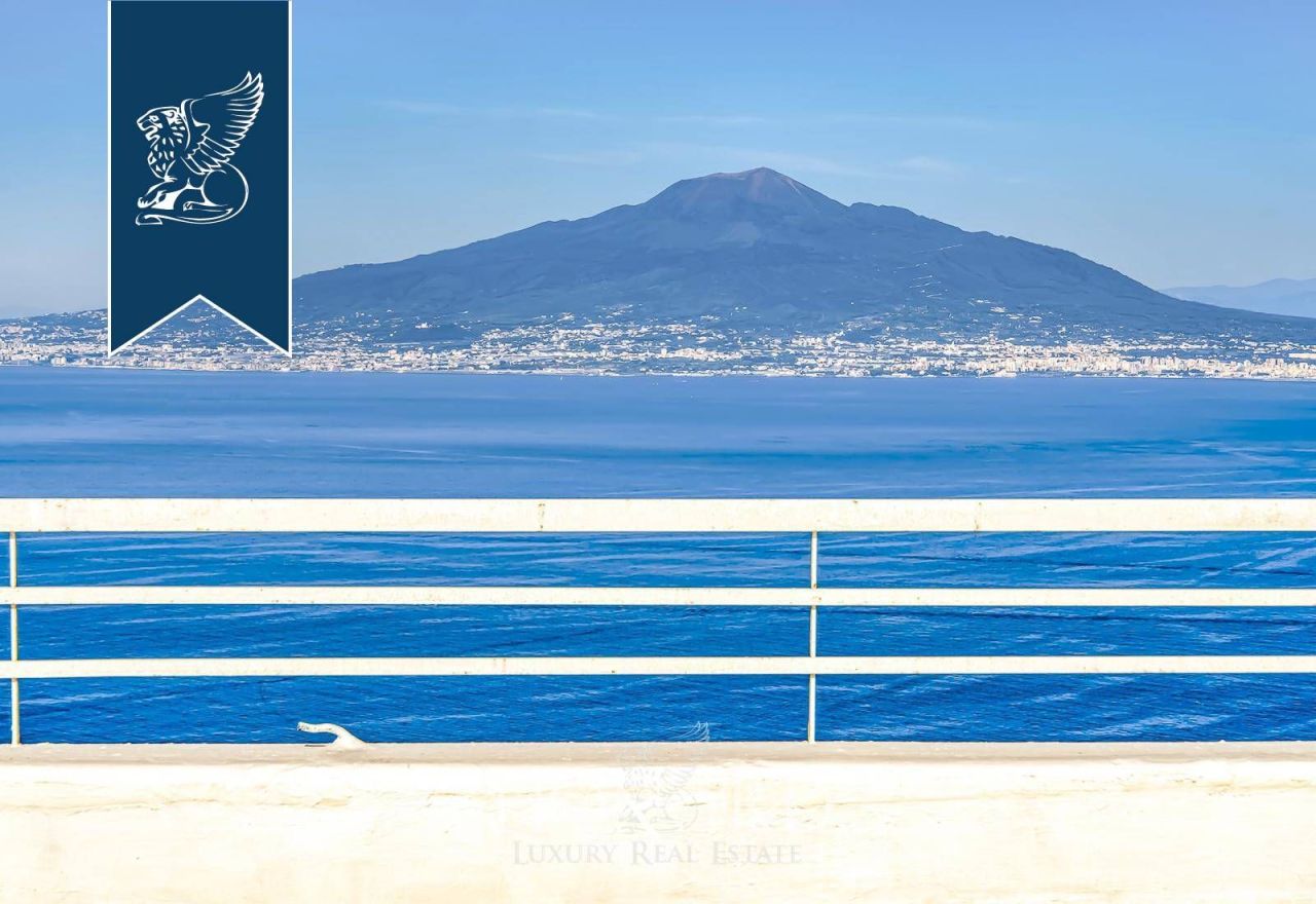 Villa a Napoli, Italia, 260 m² - foto 7