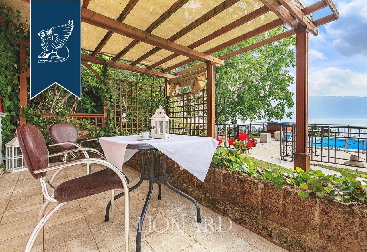 Villa in Brescia, Italy, 450 m² - picture 7